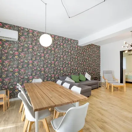 Designer Finished Apt With Private Balcony & Views By 360 Estates Apartment *