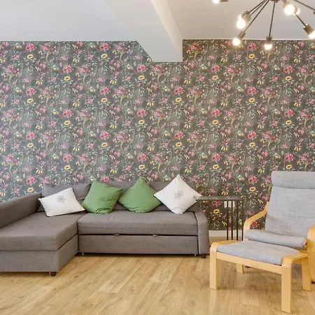 Designer Finished Apt With Private Balcony & Views By 360 Estates