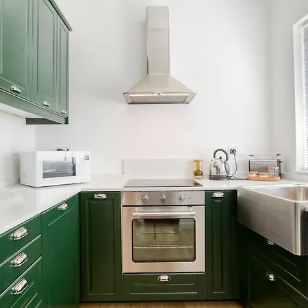 Designer Finished Apt With Private Balcony & Views By 360 Estates *